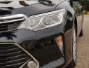 Toyota Camry 2017 - Cần bán gấp Toyota Camry năm 2017, màu đen
