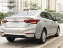 Hyundai Accent 1.4 MT 2018 - Cần bán lại xe Hyundai Accent 1.4 MT đời 2018, màu bạc số sàn, giá chỉ 490 triệu