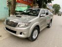 Toyota Hilux 4x4 G 2013 - Bán Toyota Hilux 4x4 G năm sản xuất 2013, màu vàng giá cạnh tranh