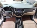 Hyundai Accent 1.4 MT 2018 - Cần bán lại xe Hyundai Accent 1.4 MT đời 2018, màu bạc số sàn, giá chỉ 490 triệu