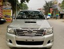 Toyota Hilux 4x4 G 2013 - Bán Toyota Hilux 4x4 G năm sản xuất 2013, màu vàng giá cạnh tranh