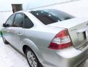 Ford Focus   2009 - Cần bán gấp Ford Focus đời 2009, màu bạc, xe gia đình