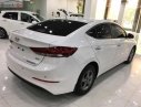 Hyundai Elantra 1.6 MT 2019 - Bán xe Hyundai Elantra 1.6 MT sản xuất năm 2019, màu trắng