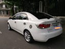 Kia Forte 2011 - Cần bán gấp Kia Forte đời 2011, màu trắng