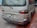 Hyundai Grand Starex 2004 - Bán Hyundai Grand Starex sản xuất năm 2004, màu bạc số sàn, giá chỉ 178 triệu