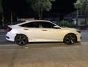 Honda Civic  1.5L  2018 - Cần bán Honda Civic 1.5L 2018, màu trắng, xe còn mới 99,99%