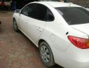 Hyundai Elantra   2011 - Cần bán gấp Hyundai Elantra sản xuất 2011, màu trắng