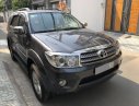 Toyota Fortuner V  2011 - Bán Fortuner V 2011 xám lông chuột, xe gia đình giữ mới