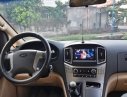 Hyundai Grand Starex 2016 - Bán ô tô Hyundai Grand Starex đời 2016, màu bạc, nhập khẩu nguyên chiếc số sàn