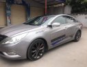 Hyundai Sonata 2.0 2010 - Cần bán Hyundai Sonata 2.0 sản xuất năm 2010, màu bạc, xe nhập