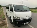 Toyota Hiace 2006 - Cần bán gấp Toyota Hiace năm sản xuất 2006, màu trắng 