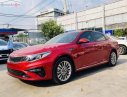 Kia Optima 2.0 AT 2019 - Bán Kia Optima 2.0 AT đời 2019, màu đỏ, xe mới 100%