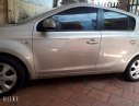 Hyundai i20 2010 - Bán Hyundai i20 năm sản xuất 2010, màu bạc