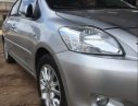 Toyota Vios  E 2012 - Bán Toyota Vios E đời 2012, màu bạc xe gia đình, giá 365tr