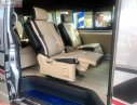 Toyota Hiace Limousine 2018 - Cần bán xe Toyota Hiace Limousine sản xuất 2018, màu bạc, nhập khẩu