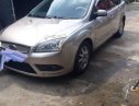 Ford Focus 2009 - Bán Ford Focus sản xuất năm 2009, màu vàng chính chủ, giá chỉ 180 triệu