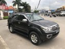 Toyota Fortuner V 2011 - Bán Fortuner V 2011 xăng hai cầu, xám chì chính chủ BSTP