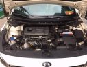 Kia Cerato  AT 2016 - Bán ô tô Kia Cerato AT sản xuất năm 2016, màu trắng xe gia đình