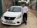 Nissan Sunny  MT 2013 - Gia đình tôi cần bán xe Nissan Sunny đời 2013, lăn bánh năm 2014