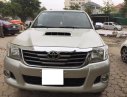 Toyota Hilux 3.0MT 2014 - Cần bán Toyota Hilux 2014, máy dầu, số sàn, màu bạc 2 cầu