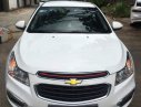 Chevrolet Cruze 2015 - Cần bán Chevrolet Cruze sản xuất năm 2015, màu trắng xe gia đình