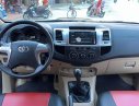 Toyota Hilux 2.5 2013 - Bán xe Toyota Hilux 2.5 năm sản xuất 2013, màu đen, xe nhập, 460 triệu