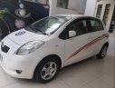 Toyota Yaris 2007 - Bán lại xe Toyota Yaris đời 2007, màu trắng, nhập khẩu số tự động