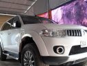 Mitsubishi Pajero Sport D 4x4 MT 2013 - Cần bán gấp Mitsubishi Pajero Sport D 4x4 MT sản xuất 2013, màu bạc