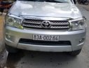 Toyota Fortuner 2009 - Cần bán xe Toyota Fortuner đời 2009, màu bạc số sàn, giá tốt