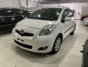 Toyota Yaris 2010 - Cần bán Toyota Yaris đời 2010, màu trắng, nhập khẩu