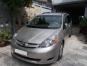 Toyota Sienna 2009 - Gia đình cần bán Toyota Sienna 2009 le nhập Mỹ, bản full màu bạc