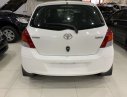 Toyota Yaris 2010 - Cần bán Toyota Yaris đời 2010, màu trắng, nhập khẩu