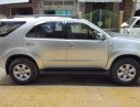 Toyota Fortuner 2009 - Cần bán xe Toyota Fortuner đời 2009, màu bạc số sàn, giá tốt