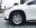 Toyota Highlander LE 2.7 AT FWD 2015 - Toyota Highlander LE 2.7 AT FWD năm sản xuất 2015, màu trắng, nhập khẩu nguyên chiếc