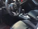Mazda 3   2016 - Bán ô tô Mazda 3 năm sản xuất 2016, màu trắng xe gia đình