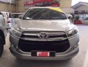 Toyota Innova  V   2017 - Cần bán gấp Toyota Innova V đời 2017, màu bạc, xe lướt 18.500km