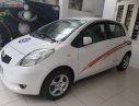 Toyota Yaris 2007 - Cần bán xe Toyota Yaris đời 2007, màu trắng, nhập khẩu Nhật