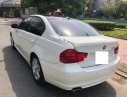 BMW 3 Series 320i 2009 - Bán BMW 3 Series 320i sản xuất 2009, màu trắng, giá tốt