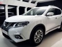 Nissan X trail V Series 2.5 SV Luxury 4WD 2019 - Bán Nissan X trail V Series 2.5 SV Luxury 4WD sản xuất 2019, đủ màu, có xe giao ngay tại nhà