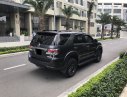 Toyota Fortuner V 2016 - Bán Toyota Fortuner 2016 tự động, màu xám chì, xe gia đình chính chủ