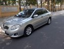 Toyota Corolla altis   2009 - Gia đình bán xe Toyota Corolla altis năm 2009, màu bạc, giá 400tr