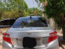 Toyota Vios 2016 - Bán xe Toyota Vios sản xuất năm 2016, màu bạc xe gia đình 