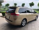 Toyota Sienna 3.5AT 2010 - Bán Toyota Sienna 3.5AT năm 2010, màu bạc, nhập khẩu số tự động