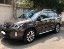 Kia Sorento GATH 2016 - Gia đình bán gấp Kia Sorento GATH năm sản xuất 2016, màu nâu 