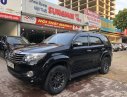 Toyota Fortuner V 2016 - Cần bán Toyota Fortuner V sản xuất 2016, màu đen