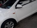 Hyundai i20 1.4 AT 2011 - Cần bán lại xe Hyundai i20 1.4 AT đời 2011, màu trắng, mới đi 60000 km