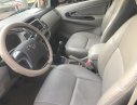 Toyota Innova 2.0E 2015 - Bán Toyota Innova 2.0E năm 2015, màu bạc chính chủ, 552 triệu