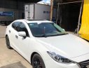 Mazda 3 1.5 2016 - Cần bán gấp Mazda 3 1.5 đời 2016, màu trắng, xe gia đình sử dụng, nữ chạy