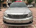 Toyota Fortuner V  2013 - Bán Toyota Fortuner V năm sản xuất 2013, màu bạc, giá tốt