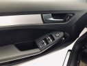 Audi A4 2015 - Bán Audi A6 2015 đăng ký 2017 màu đen nội thất kem  xe đẹp, không lỗi bao check tại hãng